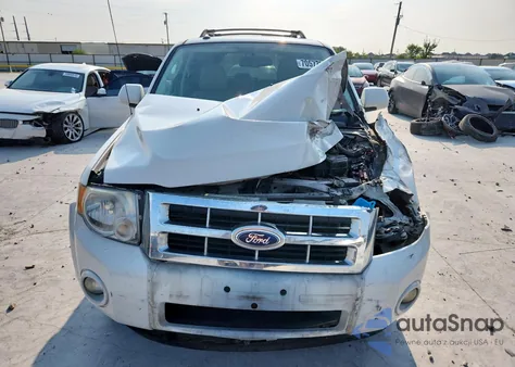 2011 Ford Escape Limited z USA, uszkodzony, nr VIN 1FMCU0E78BKB83772